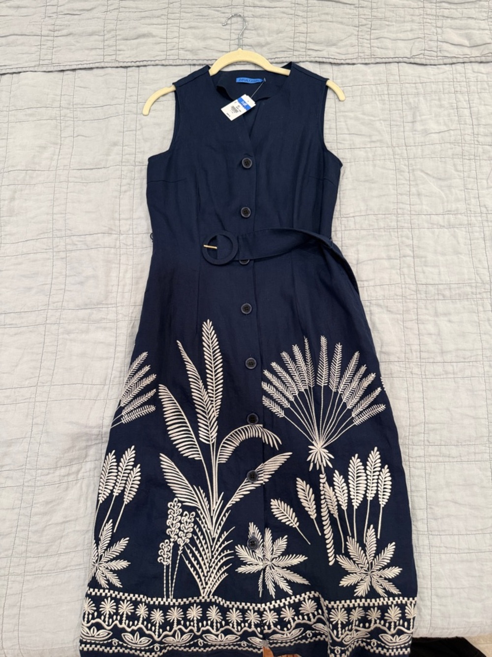 NWT J. McLaughlin Sleeveless Navy Dress with White Botanical Embroidery - Picture 3 of 3